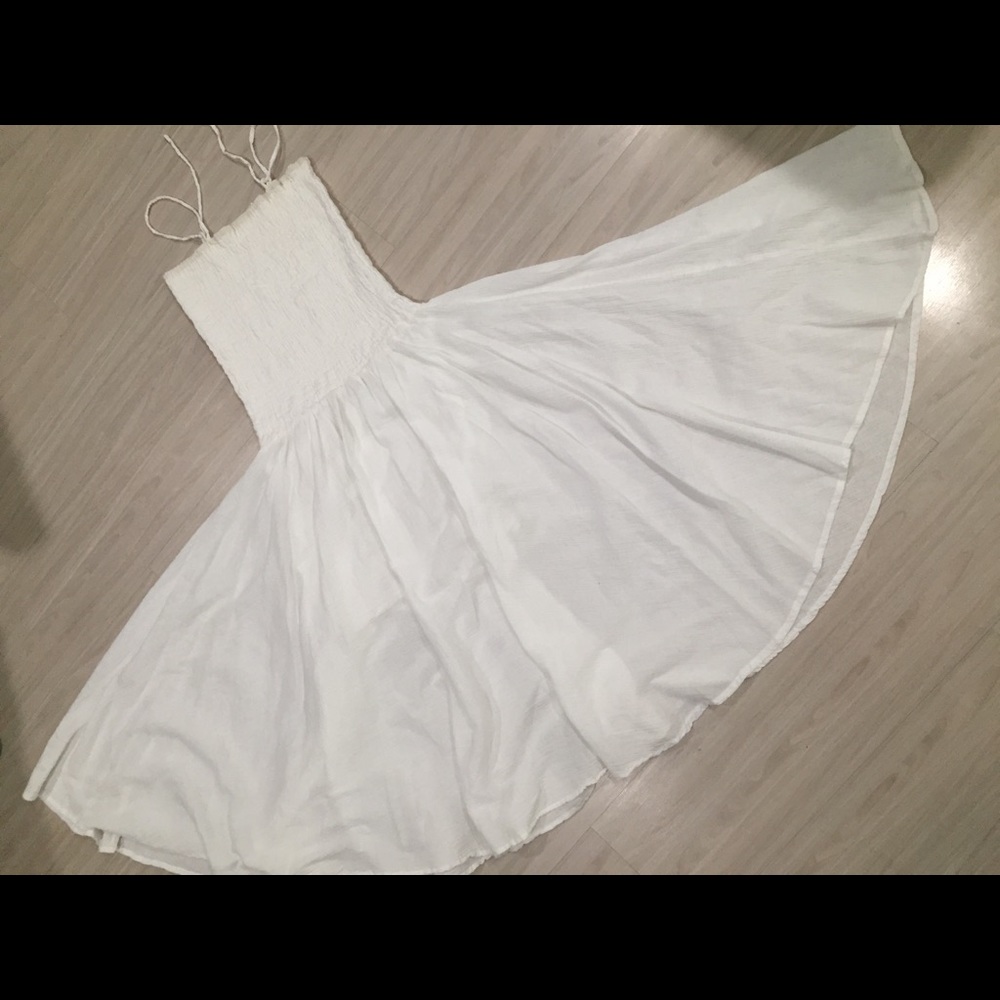 Boho white gauze dress with full skirt - Picture 3 of 10